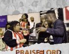 Mr M PRAISE THE LORD 140x110