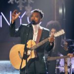 Watch Jonathan McReynolds Perform On ‘The Kelly Clarkson Show’